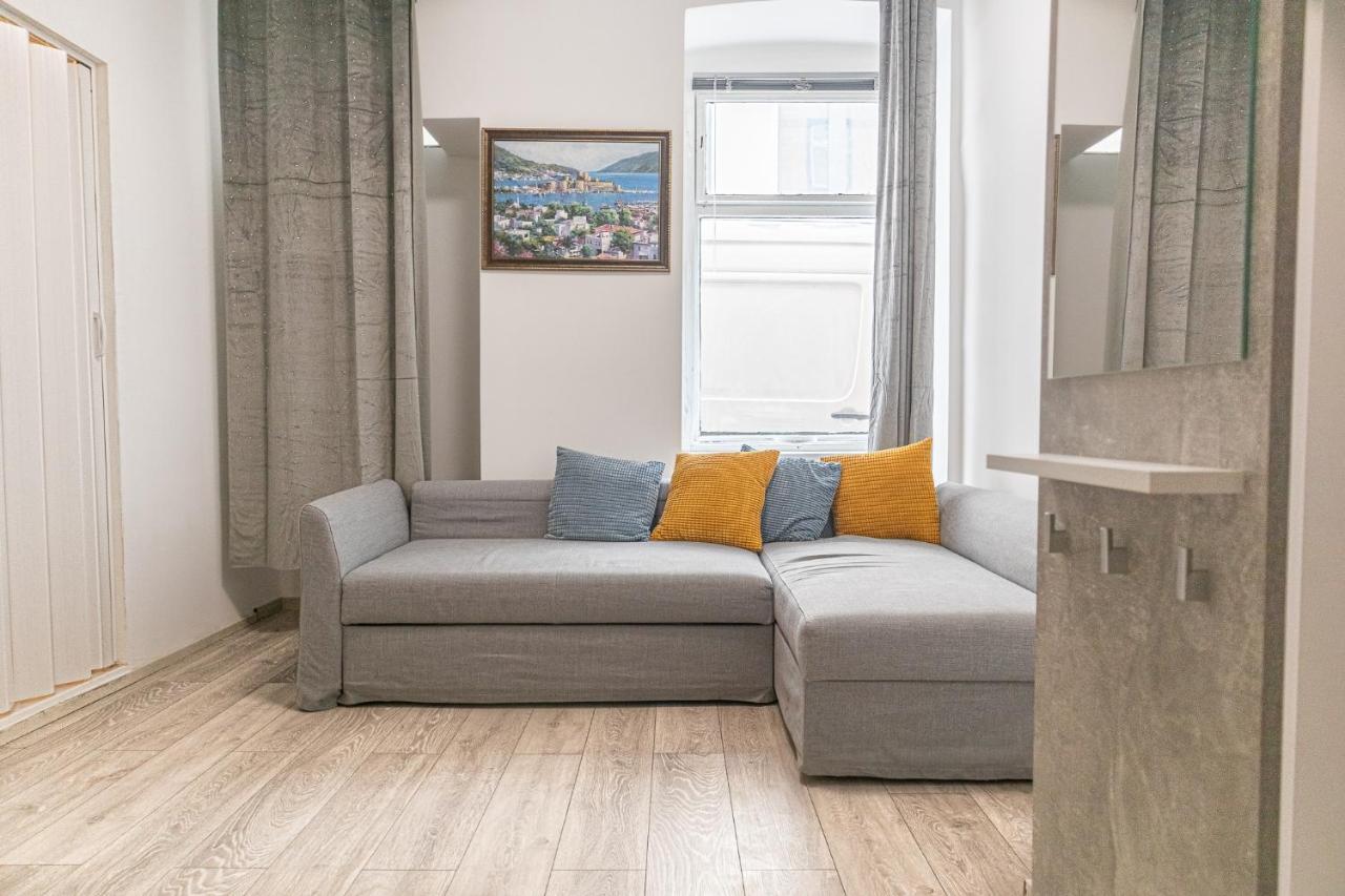 Pleasing Room Hauptbahnhof With Best Location Vienna Exterior photo